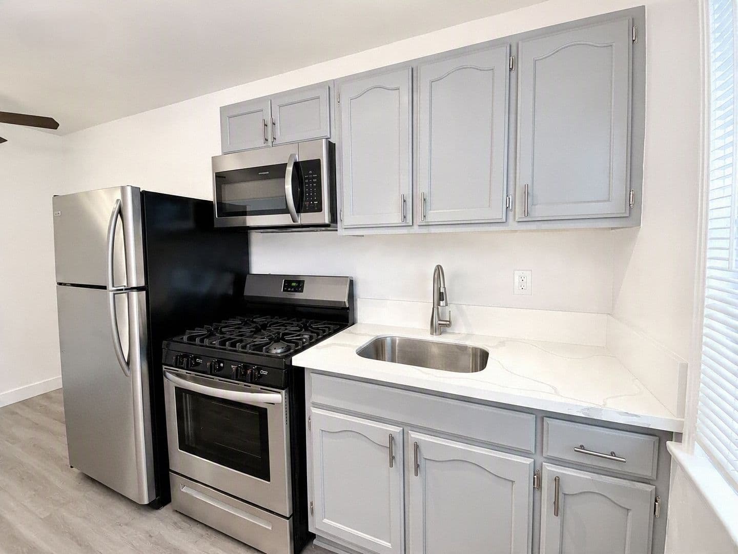 Los Angeles Apartment: 1210 N Berendo Street