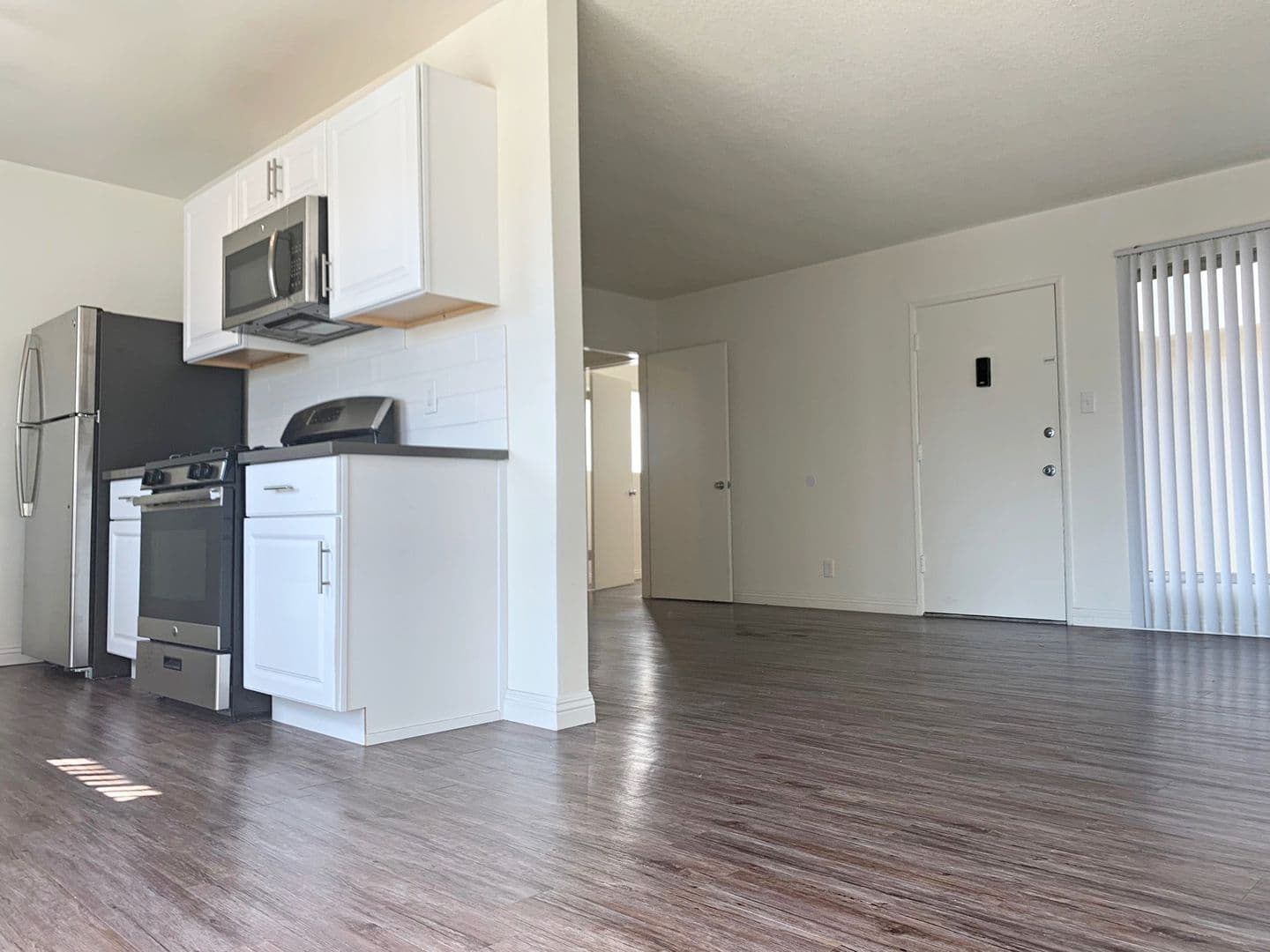Los Angeles Apartment: 6125 Horner Street