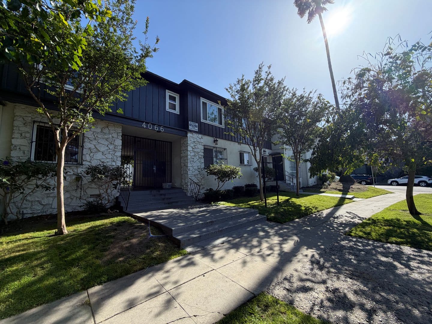Los Angeles Apartment: 4066 Coco Ave