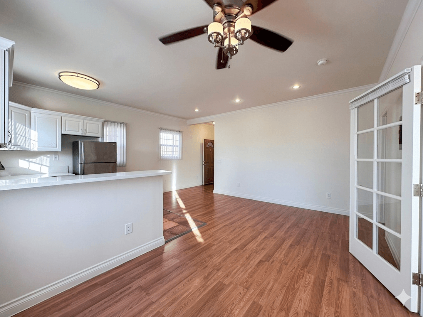 Los Angeles Apartment: 1217 N Berendo St
