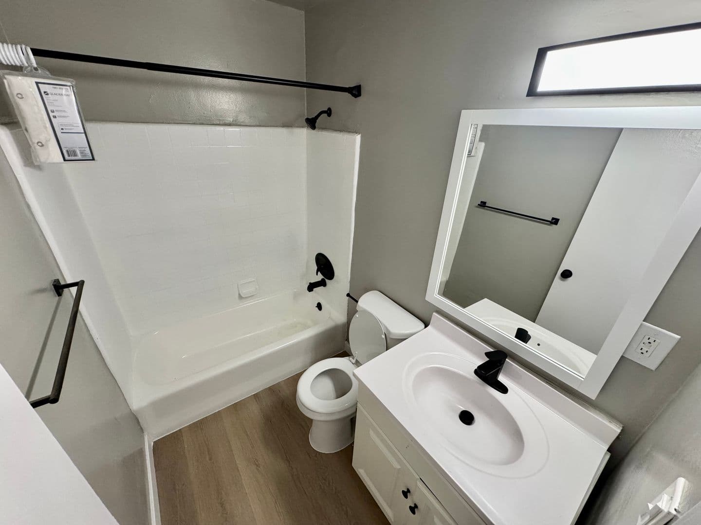 Los Angeles Apartment: 4046-4052 Coco Ave