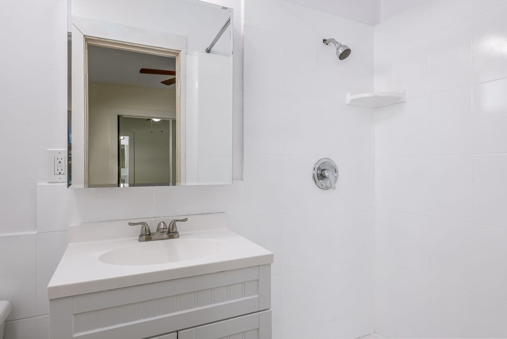 North Hollywood Apartment: 13205 Barbara Ann Street