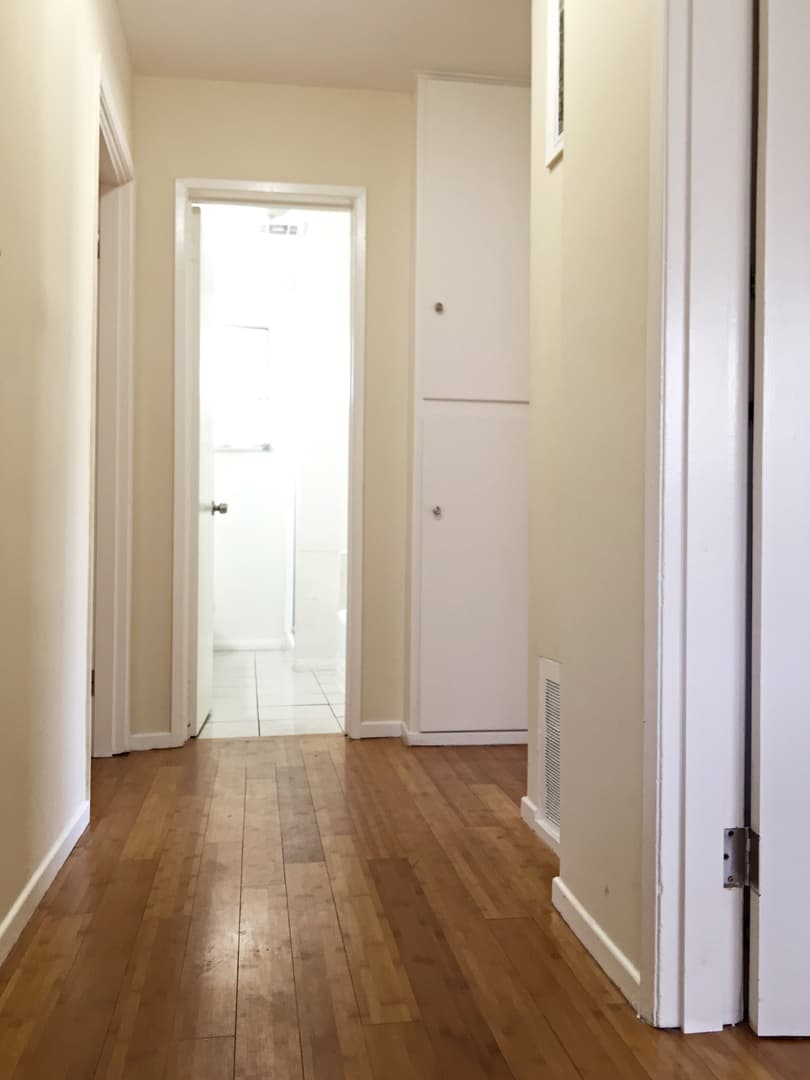 Los Angeles Apartment: 933 N Wilcox Ave
