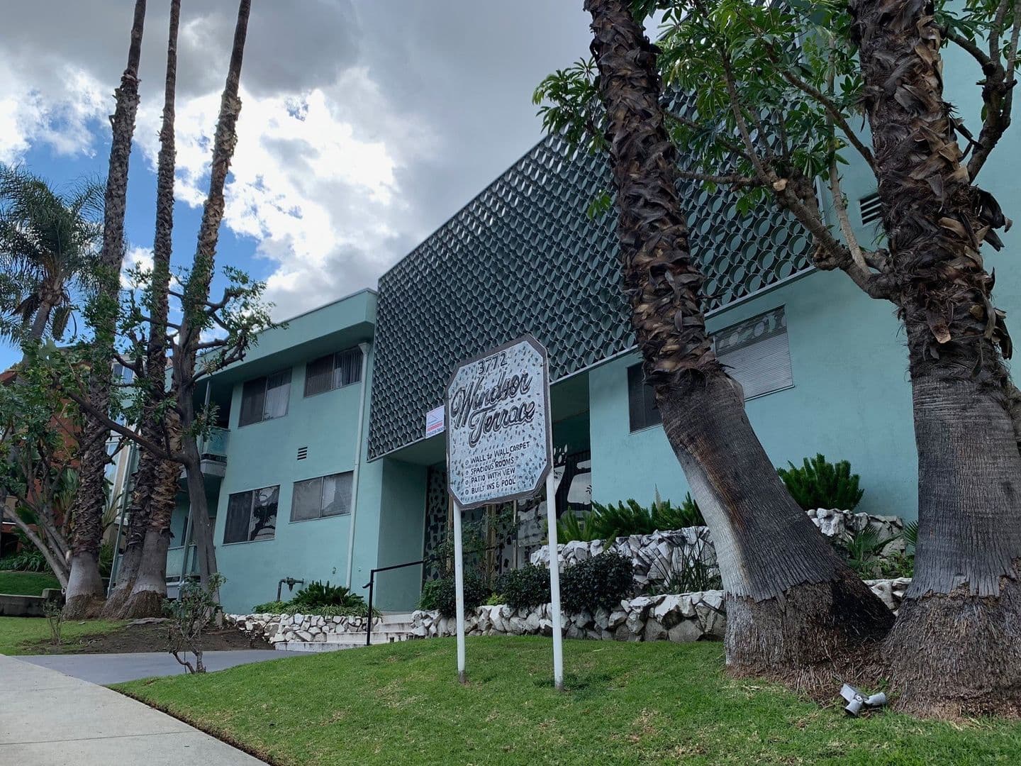 Los Angeles Apartment: 3772 Lockland Drive