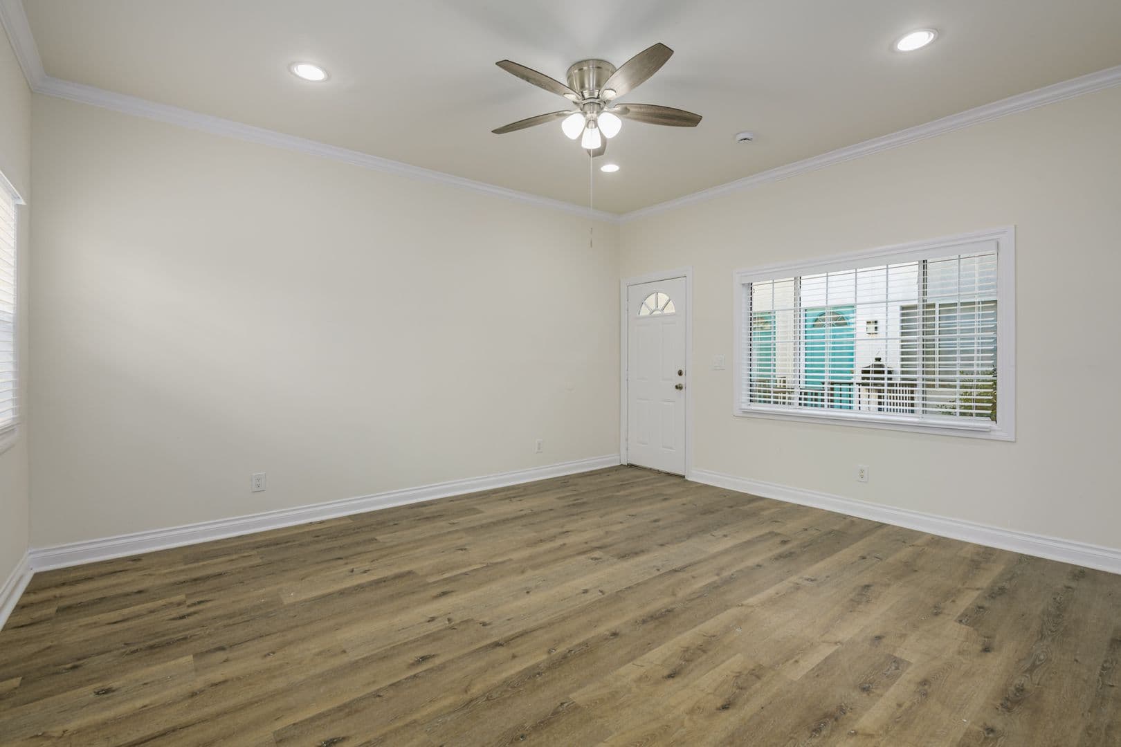 Los Angeles Apartment: 1234 N Berendo St