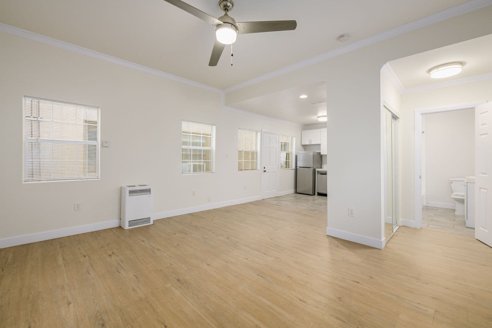 Los Angeles Apartment: 1234 N Berendo St