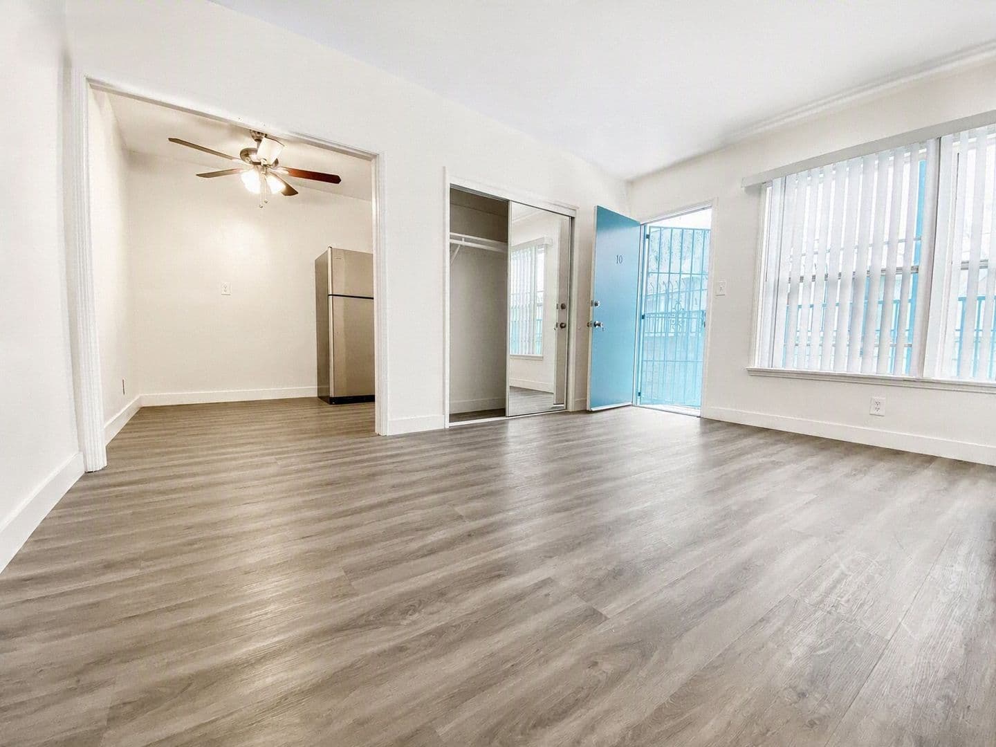 Los Angeles Apartment: 1210 N Berendo Street