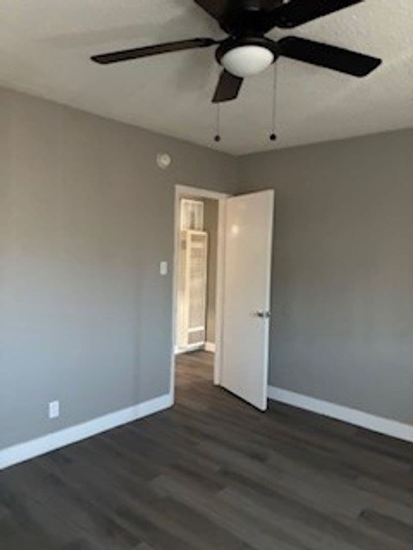 Los Angeles Apartment: 4066 Coco Ave