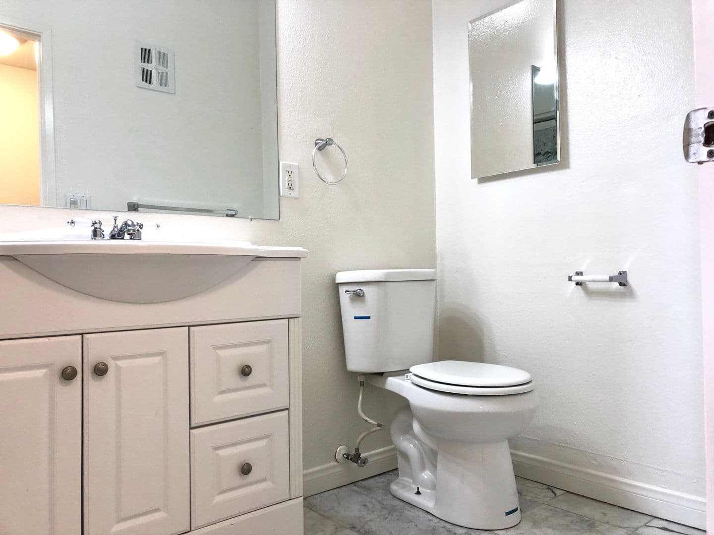Venice Apartment: 1814 Pacific Ave