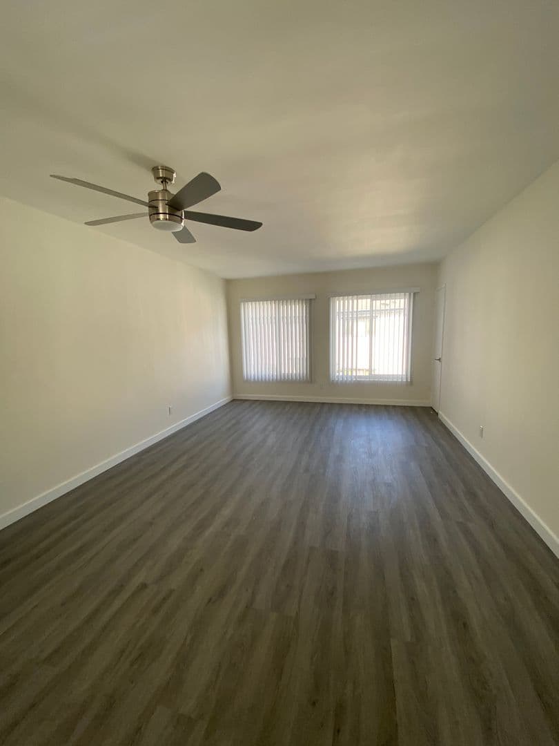 Los Angeles Apartment: 4025 Coco Ave