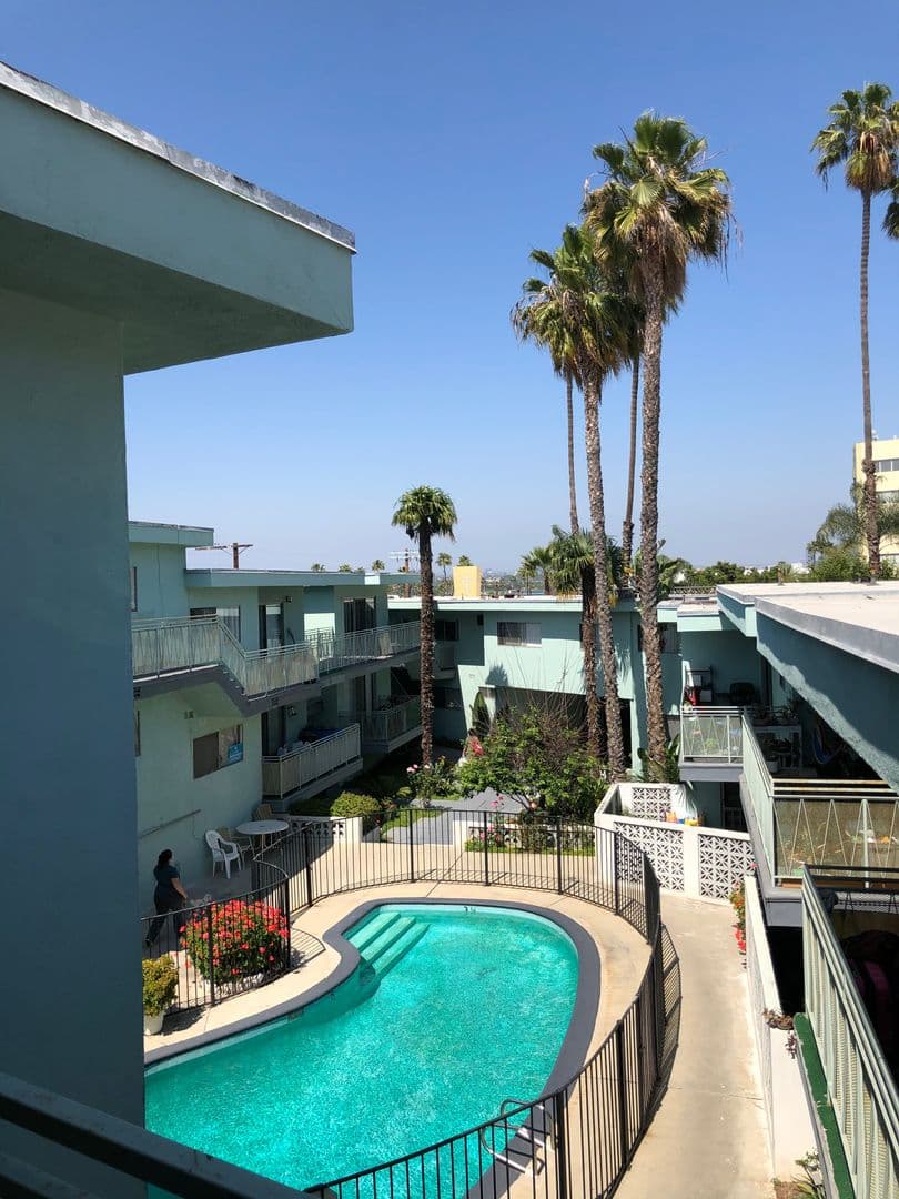 Los Angeles Apartment: 3772 Lockland Drive