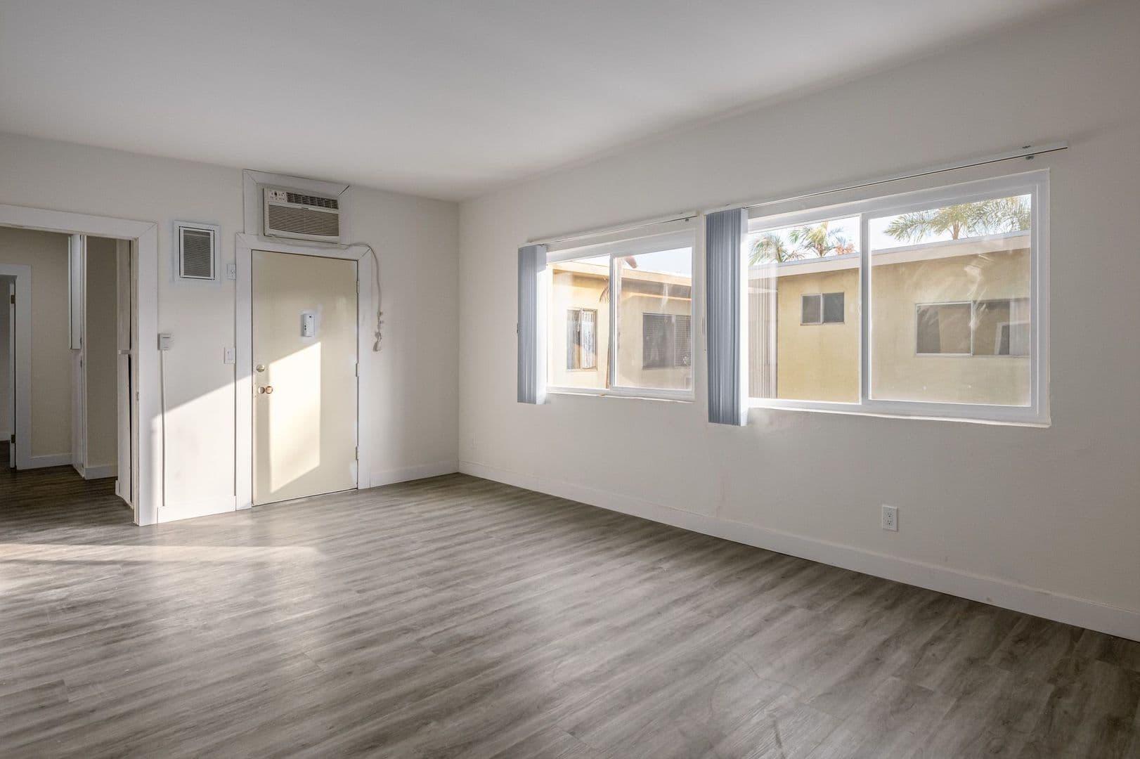 North Hollywood Apartment: 13205 Barbara Ann Street