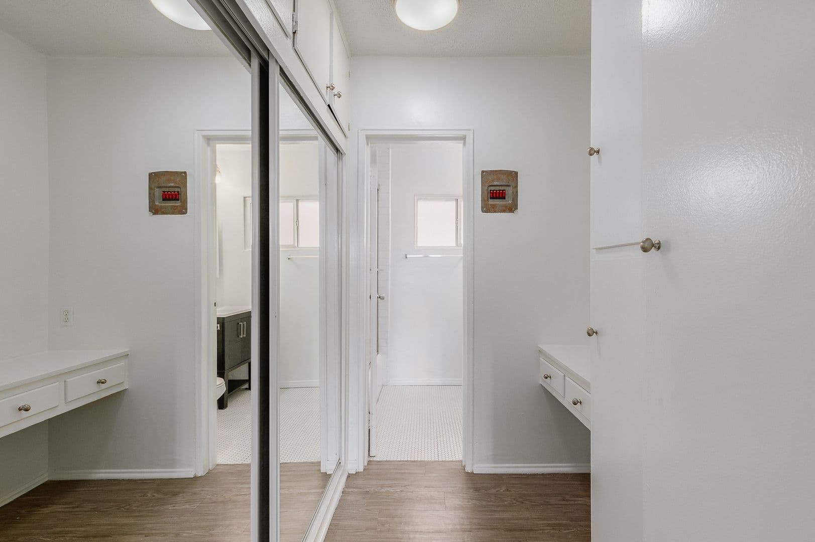 Los Angeles Apartment: 1033 S Westlake Ave