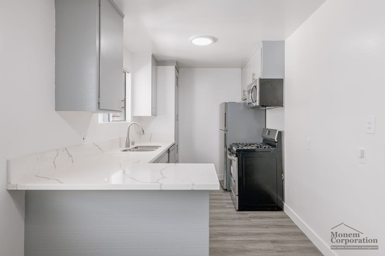 Los Angeles Apartment: 6153, 6159 & 6165 Coldwater Canyon Ave