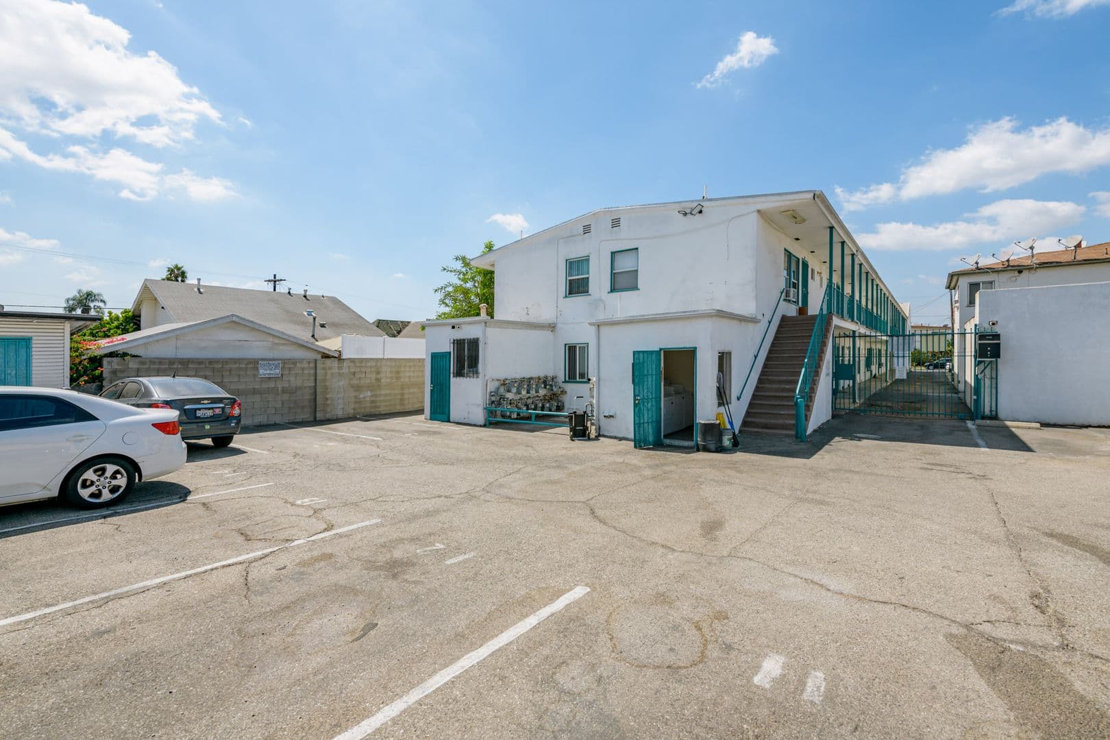 Los Angeles Apartment: 1210 N Berendo Street