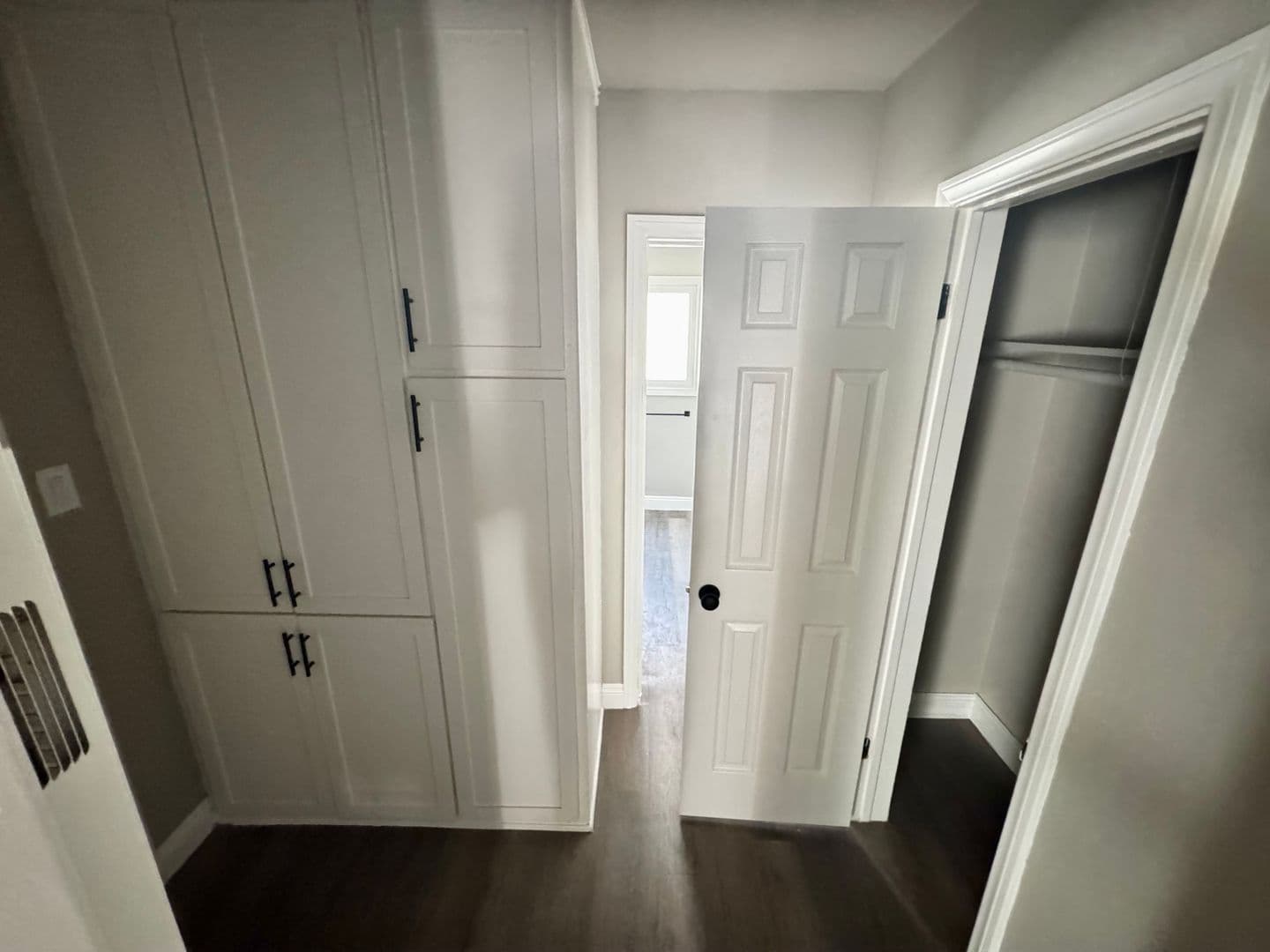 Los Angeles Apartment: 4046-4052 Coco Ave