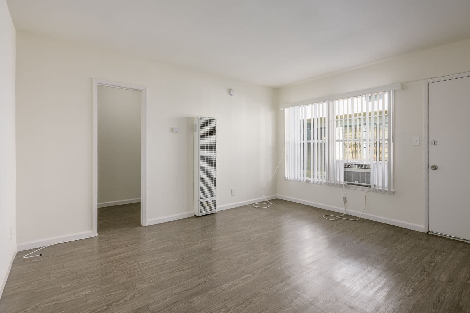Los Angeles Apartment: 1210 N Berendo Street