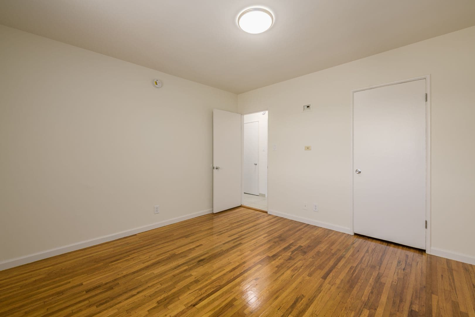 Los Angeles Apartment: 6153, 6159 & 6165 Coldwater Canyon Ave