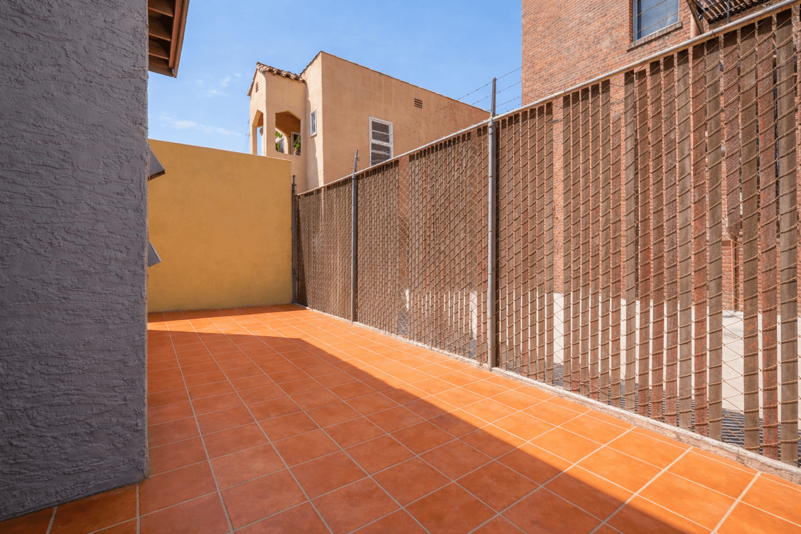 Los Angeles Apartment: 1217 N Berendo St