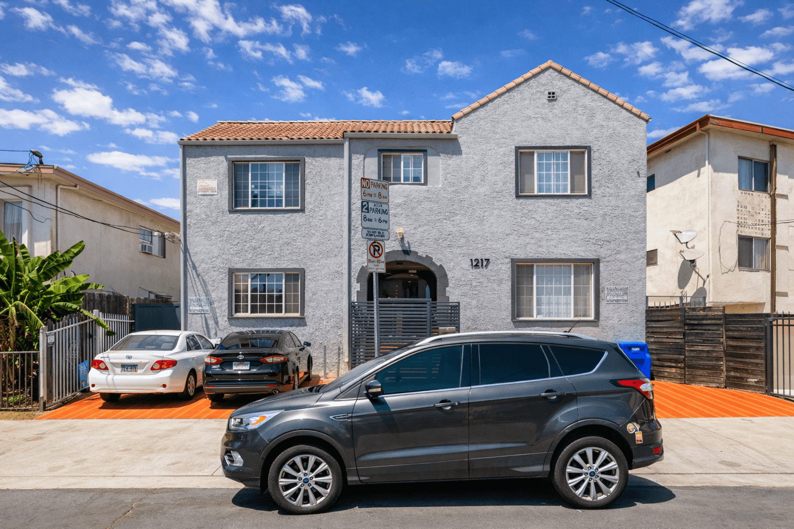Los Angeles Apartment: 1217 N Berendo St