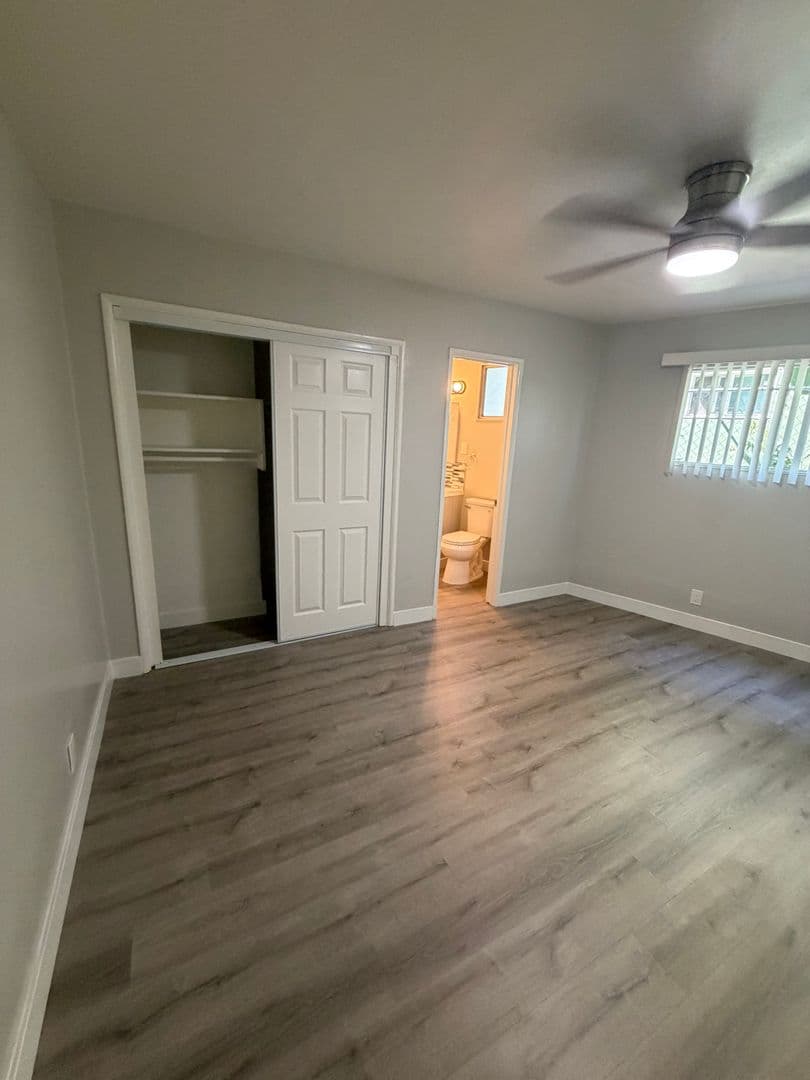 Los Angeles Apartment: 2505 & 2509 S Denison Ave