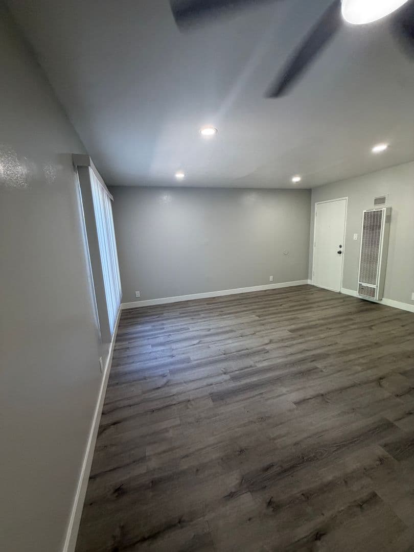 Los Angeles Apartment: 2505 & 2509 S Denison Ave