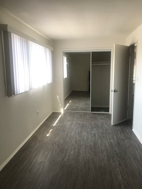 Los Angeles Apartment: 5640 & 5642 S La Brea Ave, 4641 West Slauson Ave