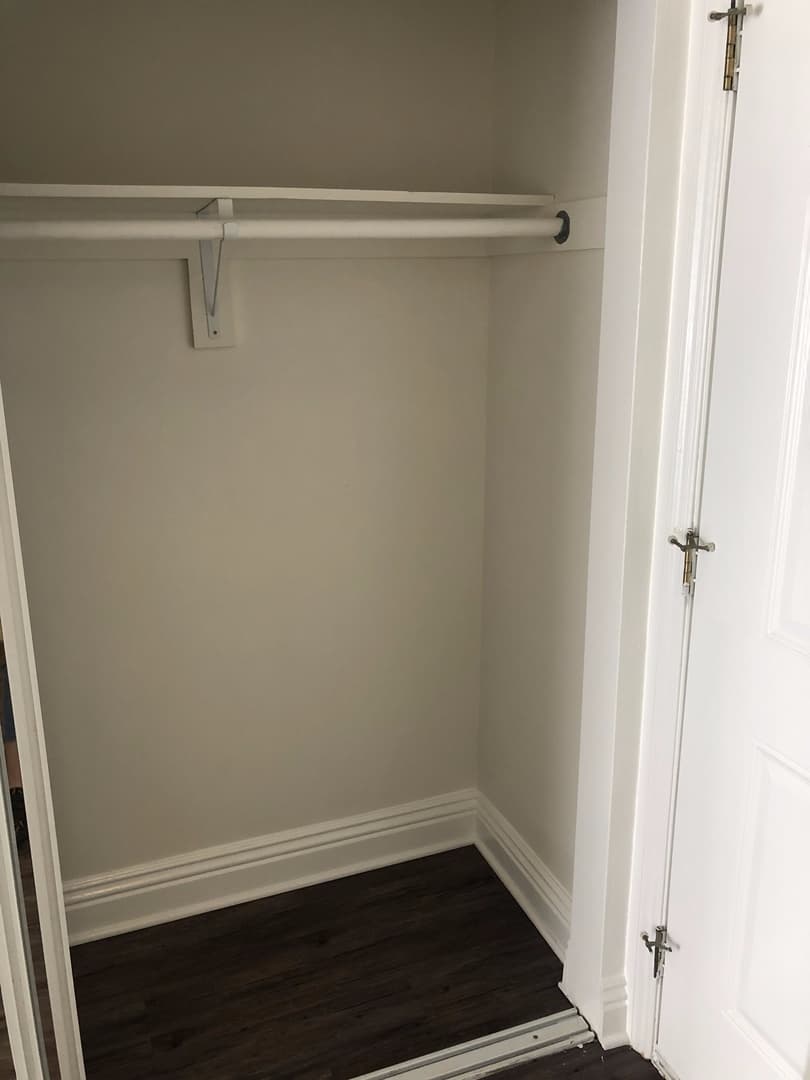 Los Angeles Apartment: 101 N Normandie Ave
