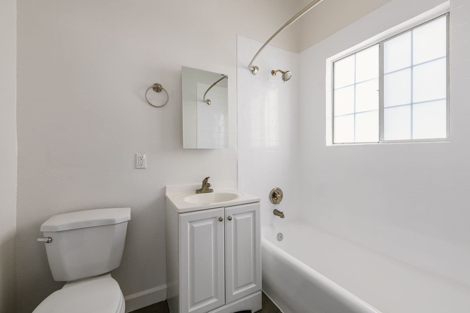 Los Angeles Apartment: 1234 N Berendo St