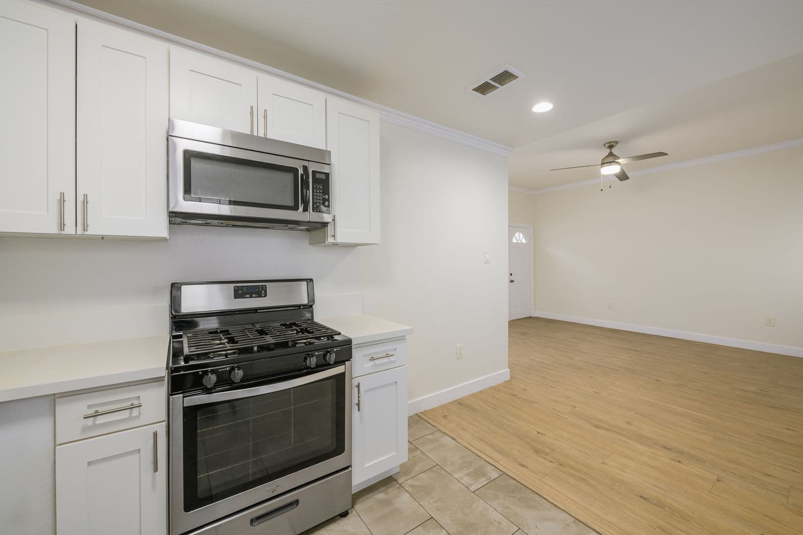 Los Angeles Apartment: 1234 N Berendo St