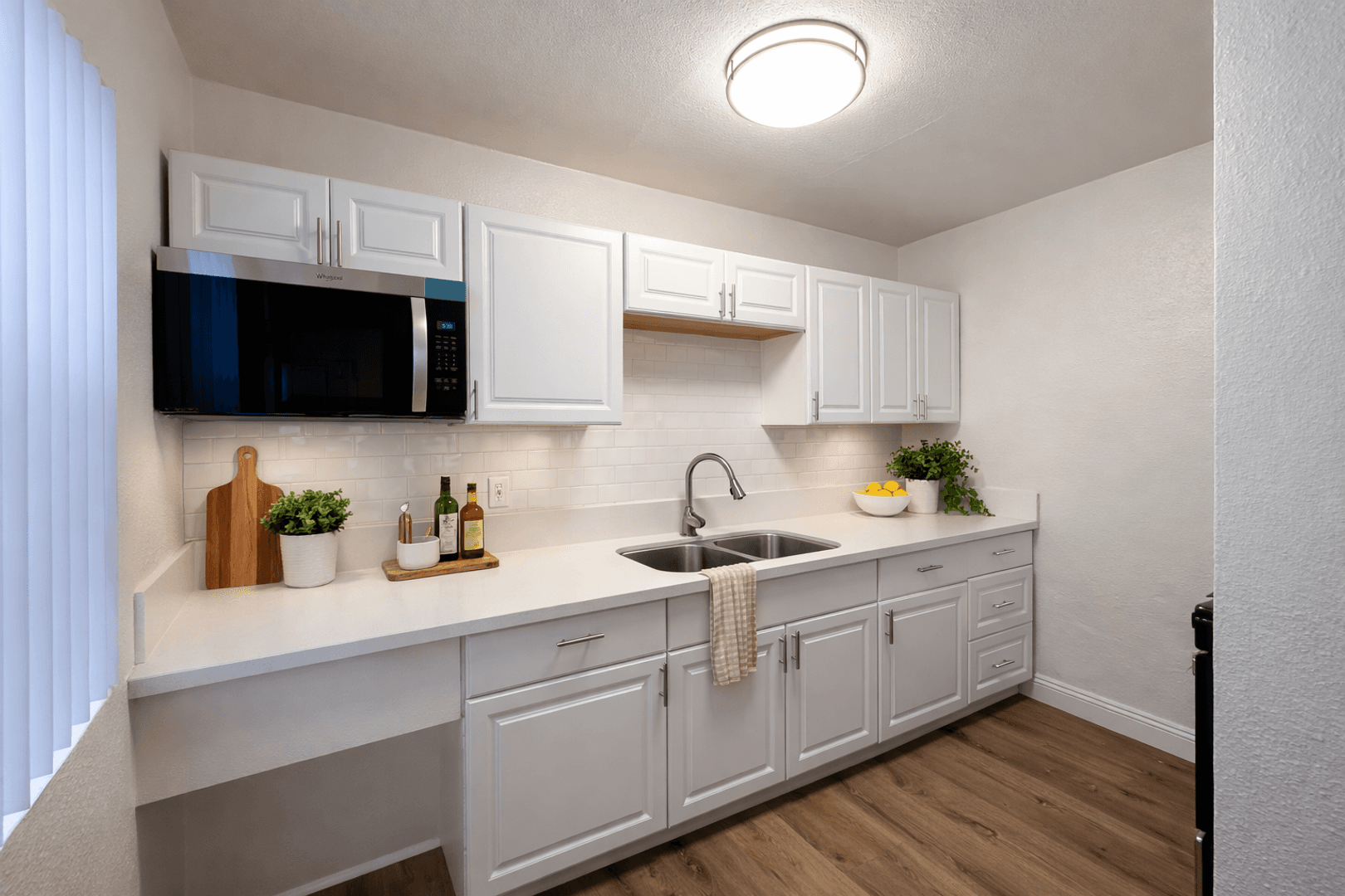 Los Angeles Apartment: 1234 N Berendo St