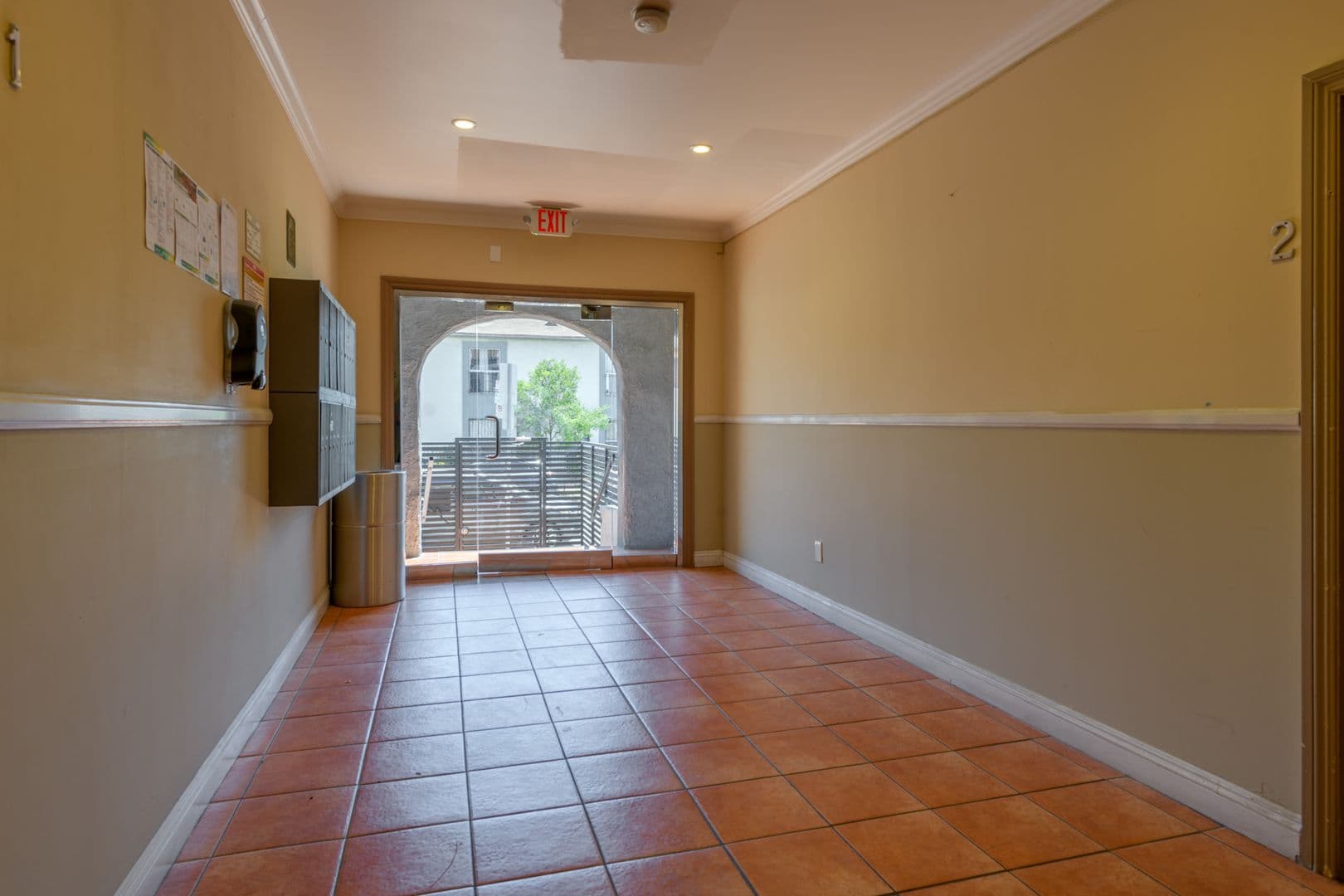 Los Angeles Apartment: 1217 N Berendo St