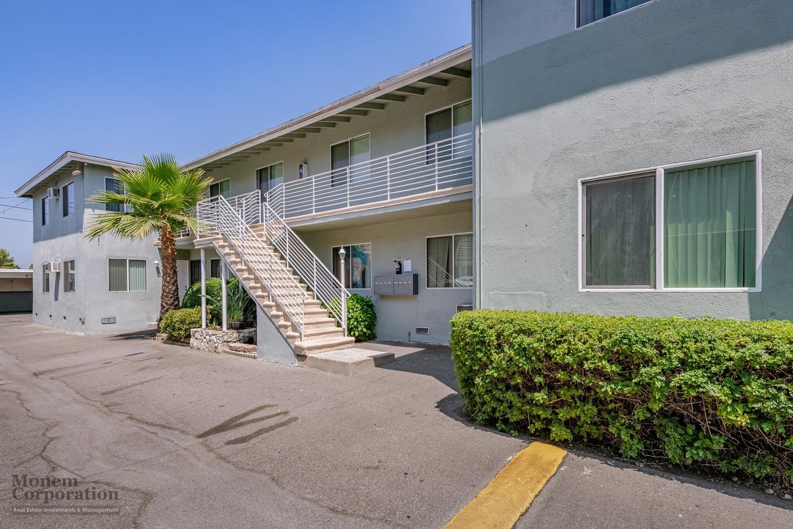 Los Angeles Apartment: 6153, 6159 & 6165 Coldwater Canyon Ave