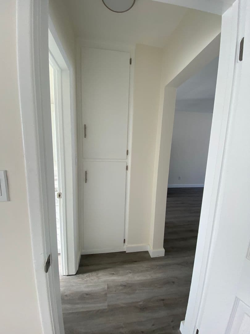 Los Angeles Apartment: 4025 Coco Ave