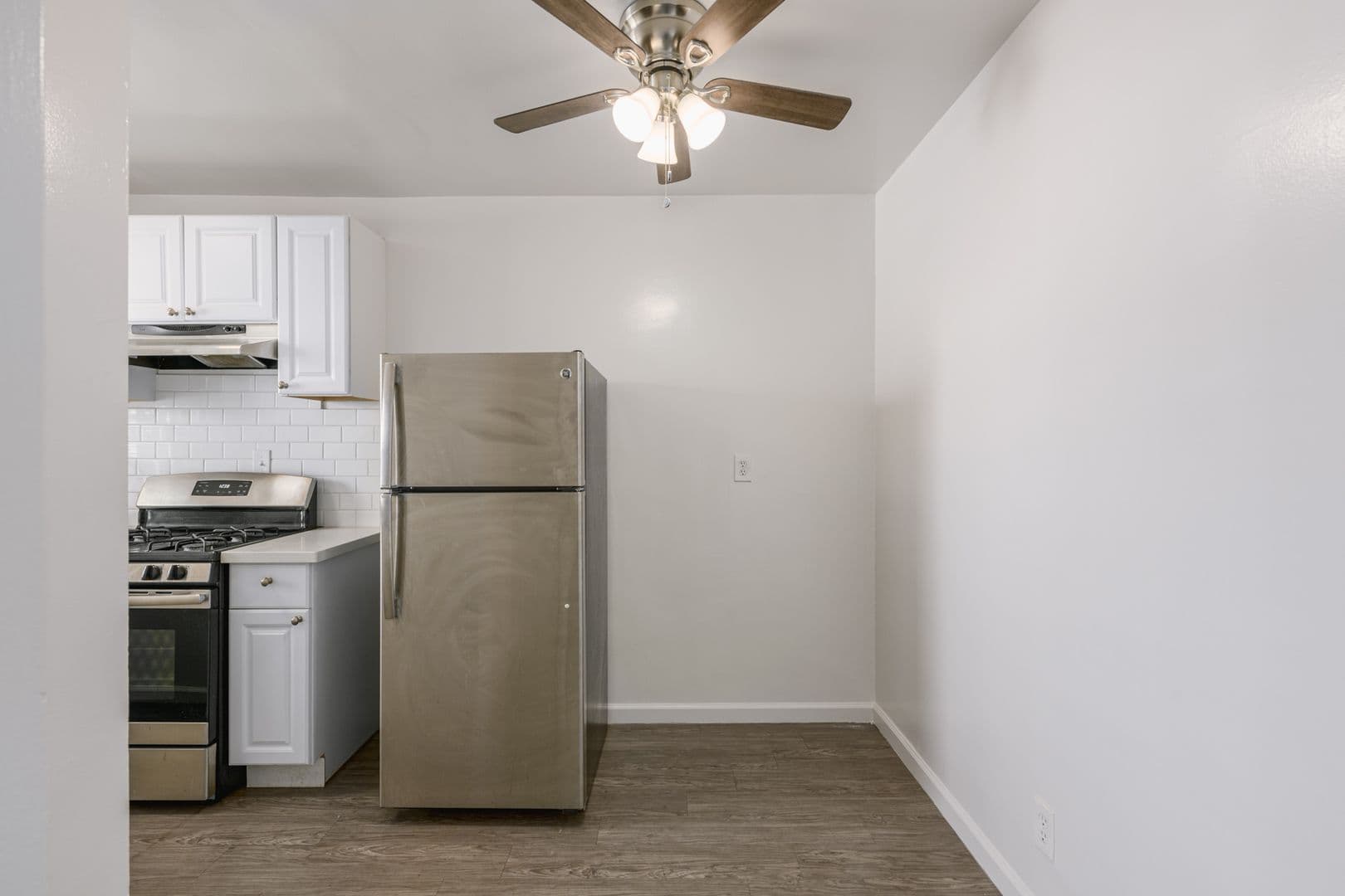 Los Angeles Apartment: 1210 N Berendo Street
