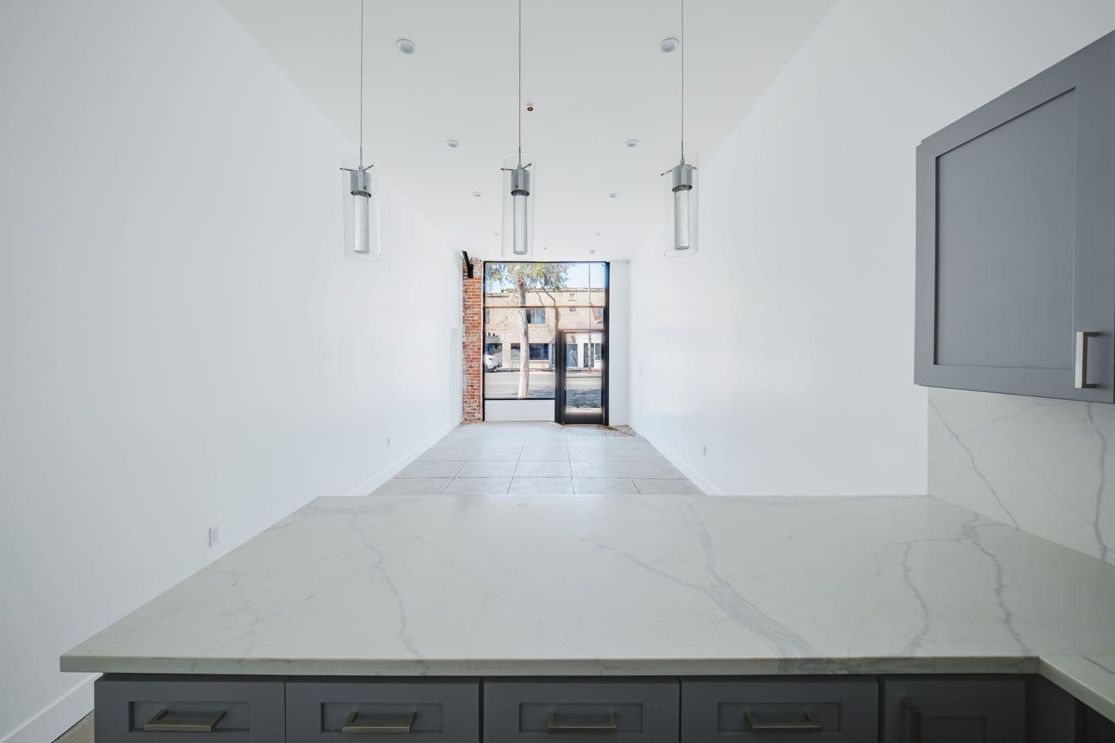 West Hollywood Apartment: 7764, 7766 & 7766 1/2 Santa Monica Blvd