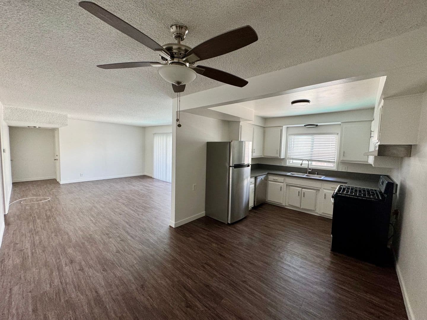 Los Angeles Apartment: 3772 Lockland Drive