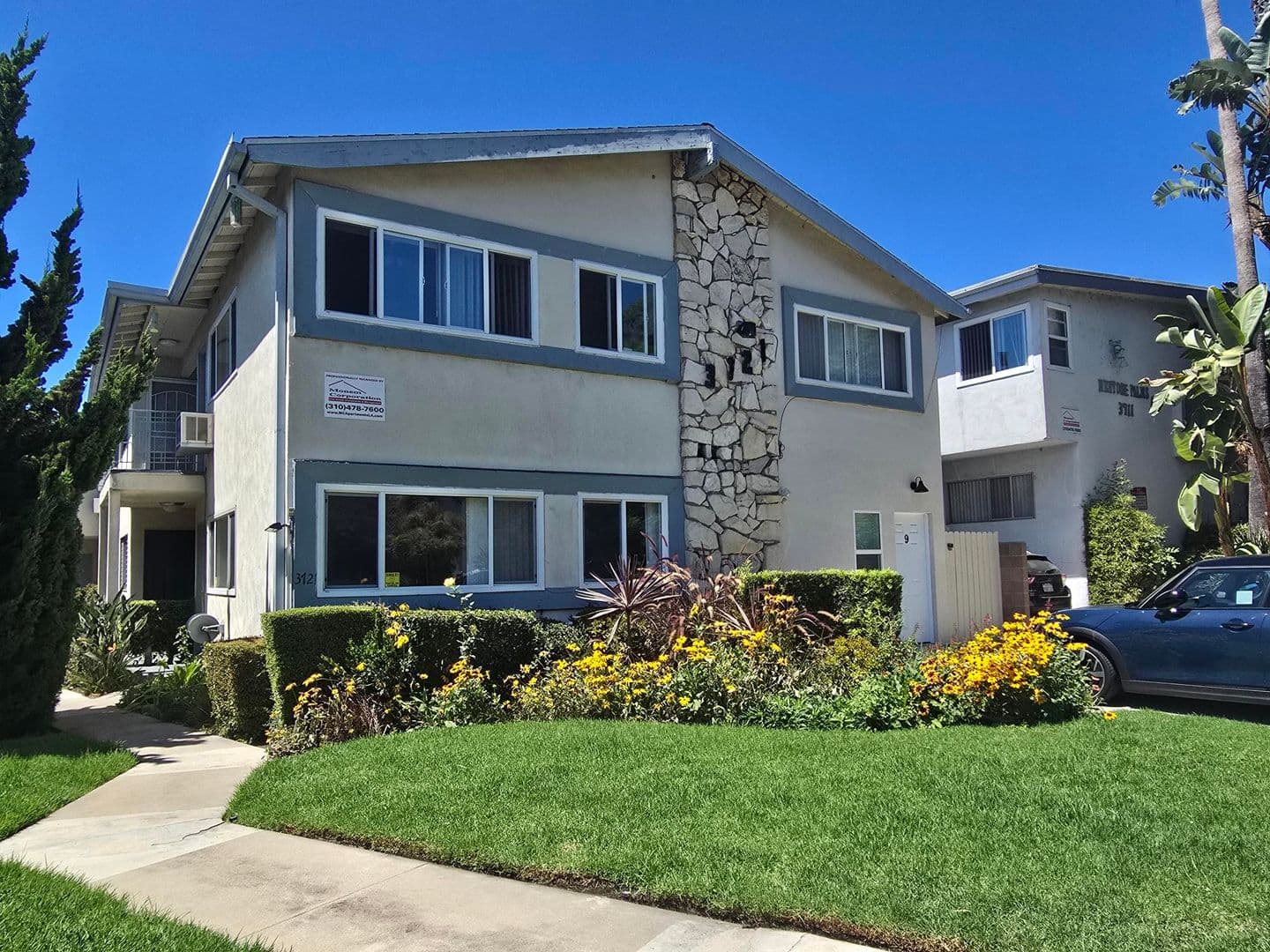 Los Angeles Apartment: 3721 Mentone Ave