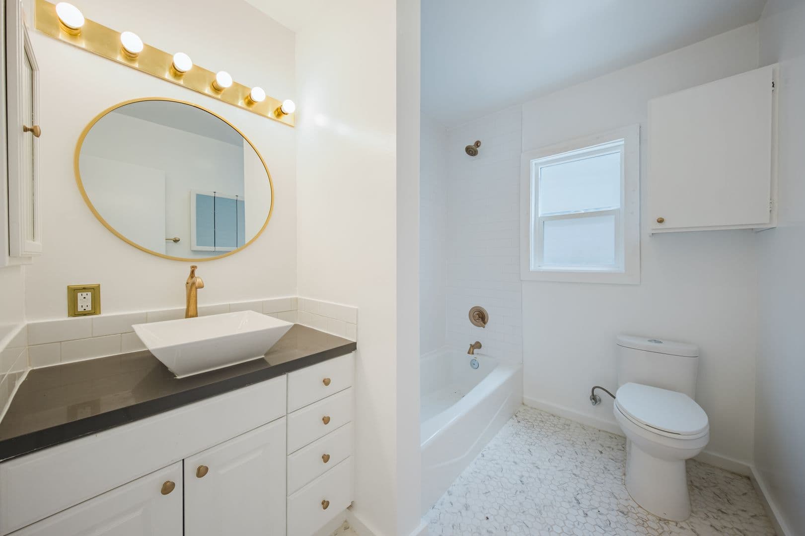 West Hollywood Apartment: 7764, 7766 & 7766 1/2 Santa Monica Blvd