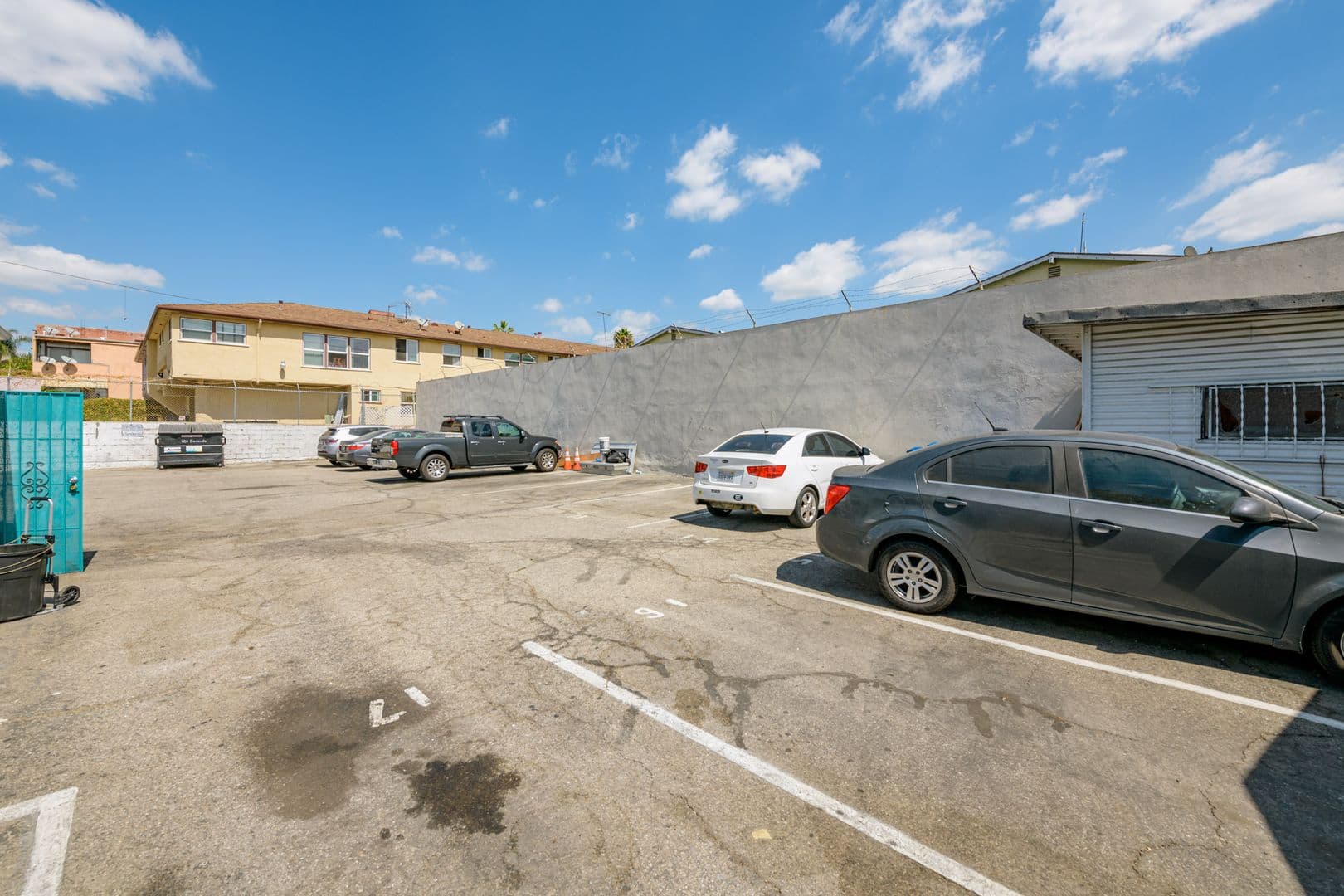 Los Angeles Apartment: 1210 N Berendo Street