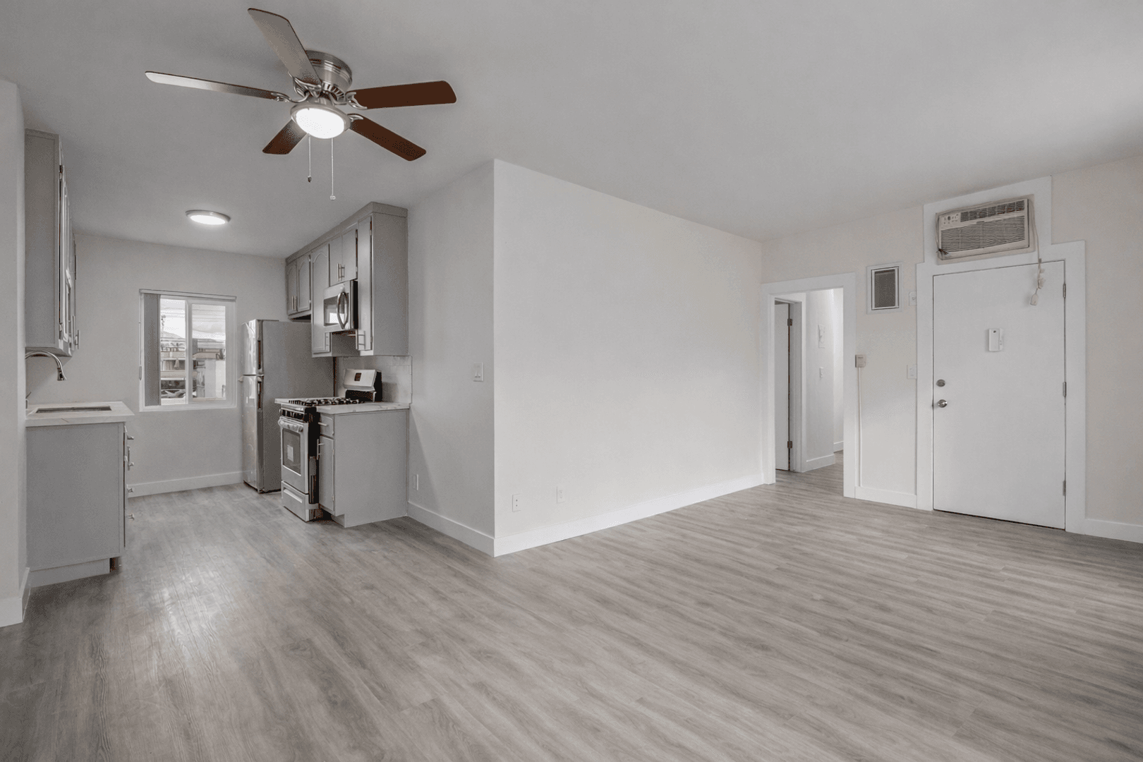North Hollywood Apartment: 13205 Barbara Ann Street