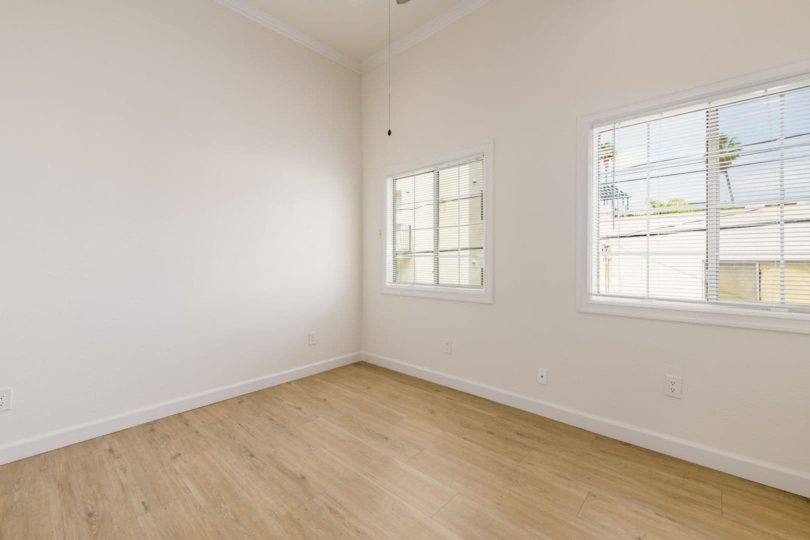 Los Angeles Apartment: 1234 N Berendo St