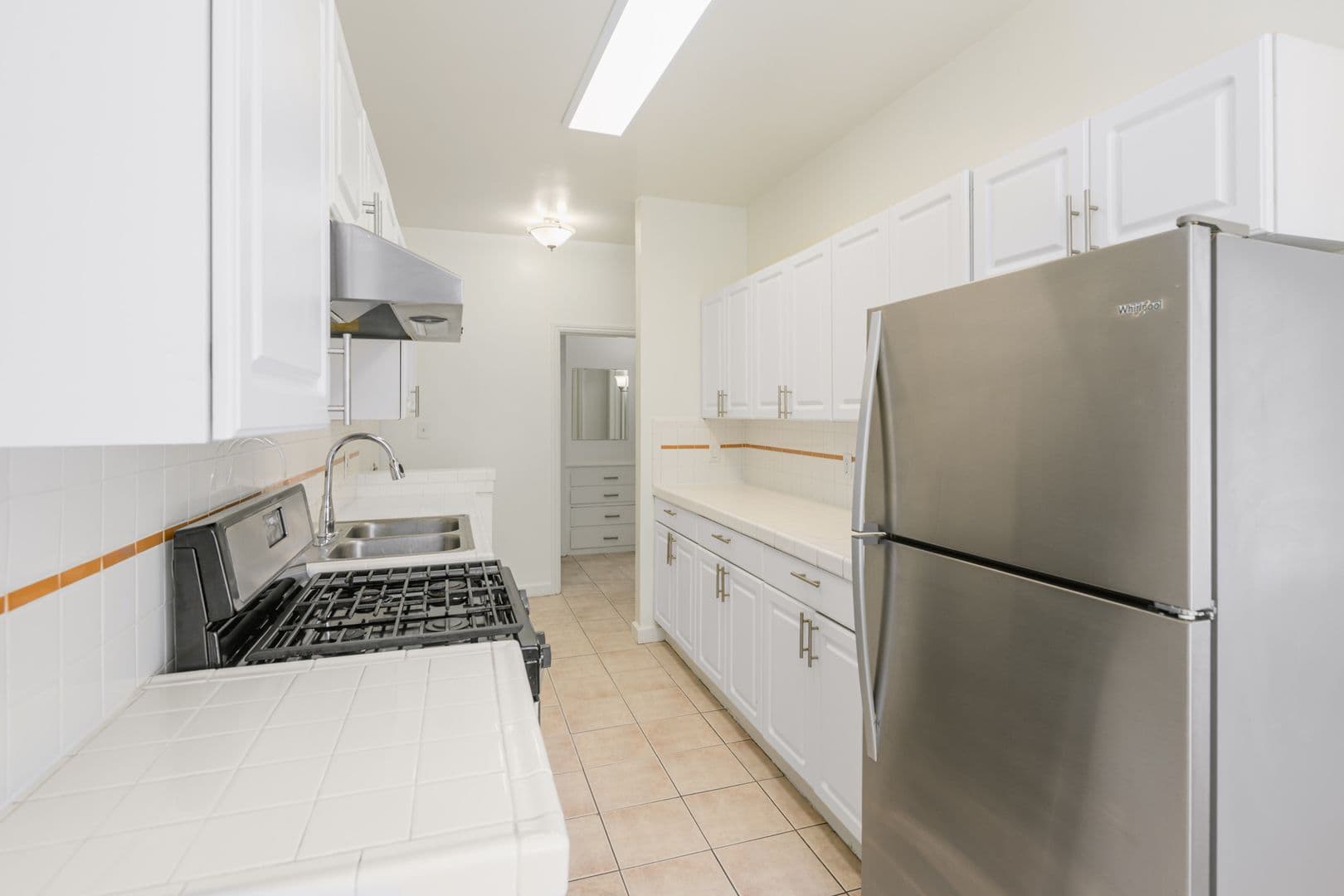 Los Angeles Apartment: 1234 N Berendo St