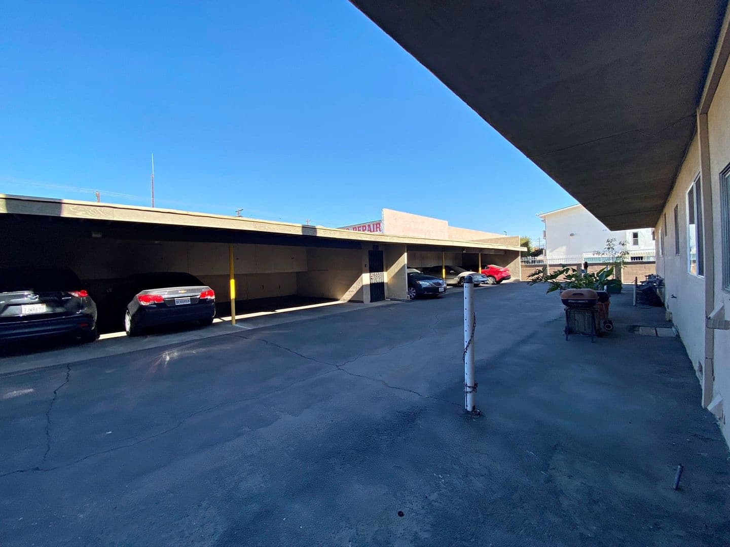 North Hollywood Apartment: 13205 Barbara Ann Street