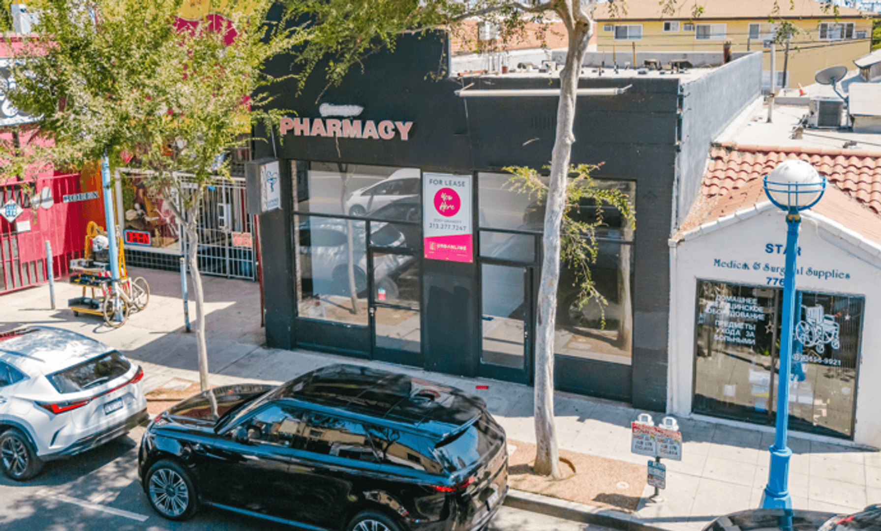 West Hollywood Apartment: 7764, 7766 & 7766 1/2 Santa Monica Blvd