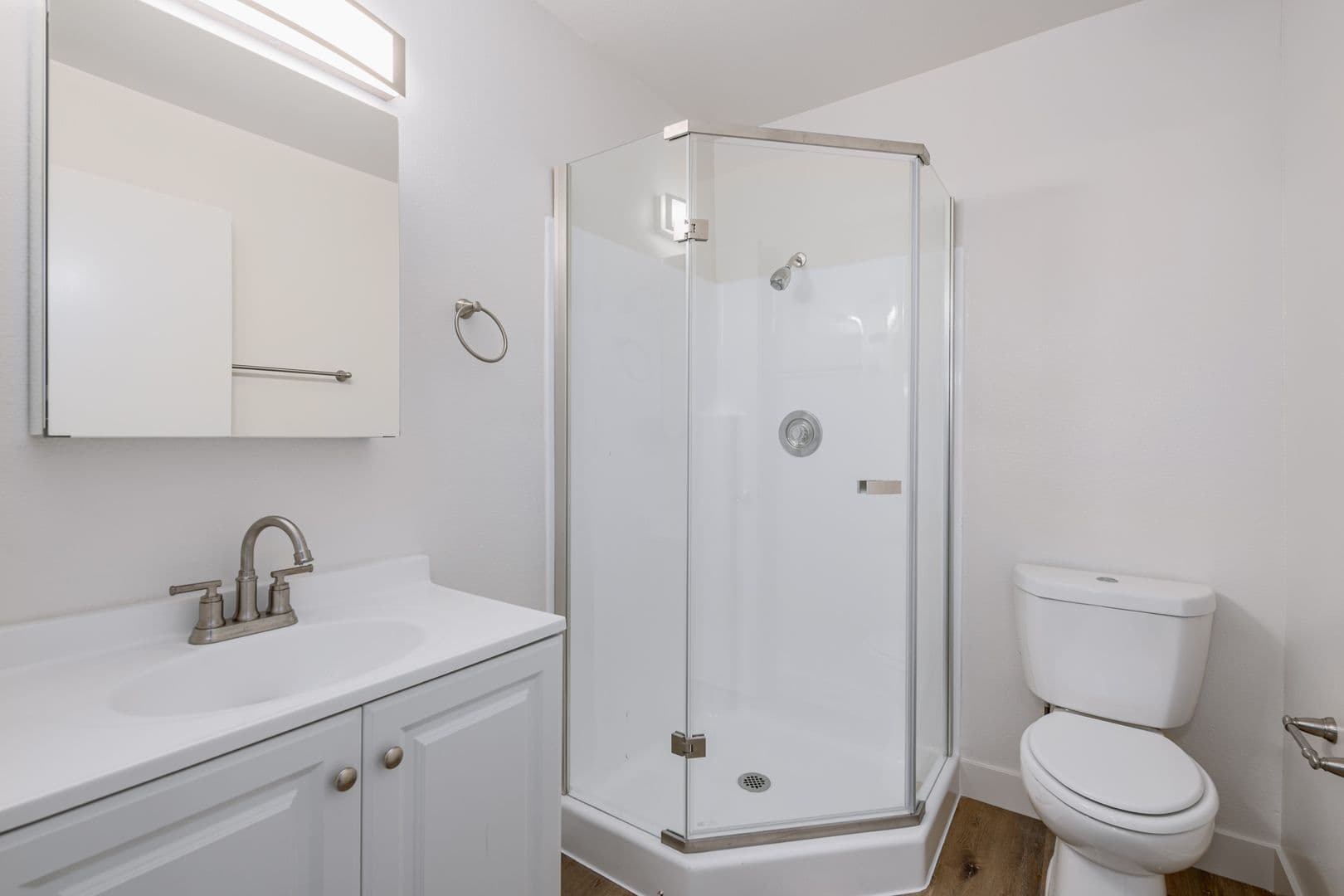 Glendale Apartment: 1010 - 1012 E Acacia Ave