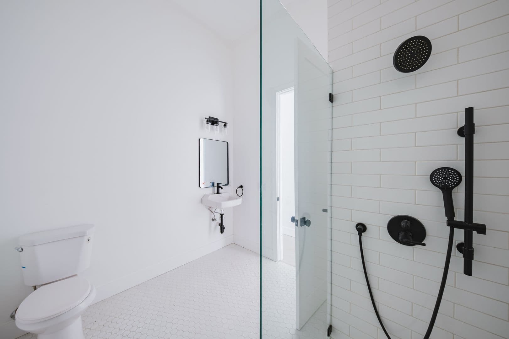 West Hollywood Apartment: 7764, 7766 & 7766 1/2 Santa Monica Blvd