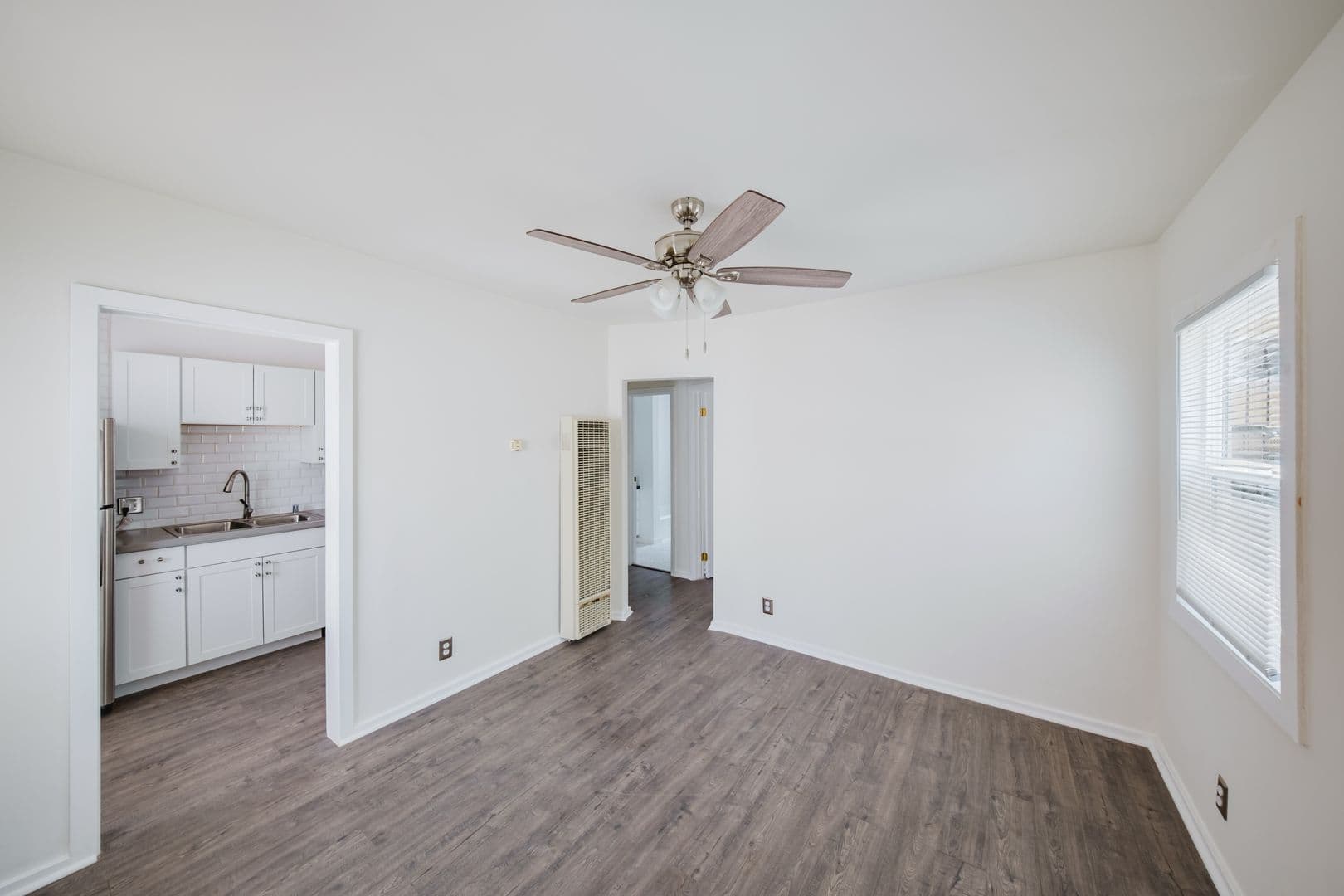 West Hollywood Apartment: 7764, 7766 & 7766 1/2 Santa Monica Blvd