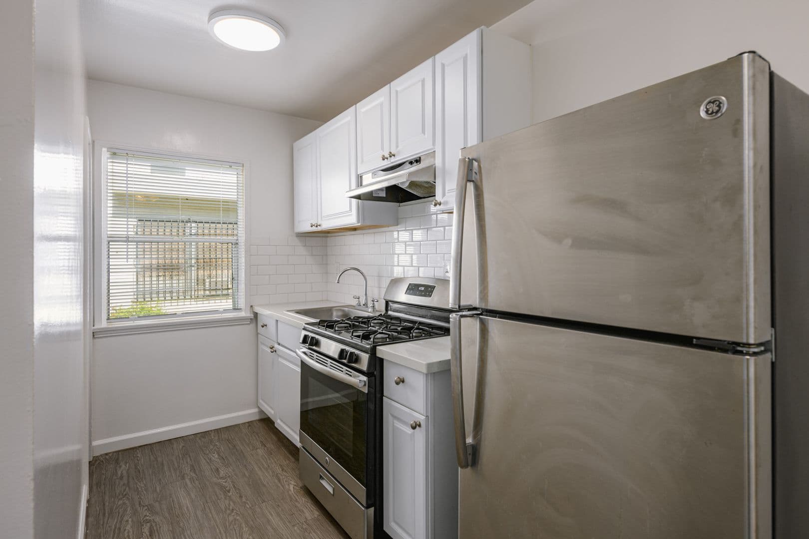 Los Angeles Apartment: 1210 N Berendo Street
