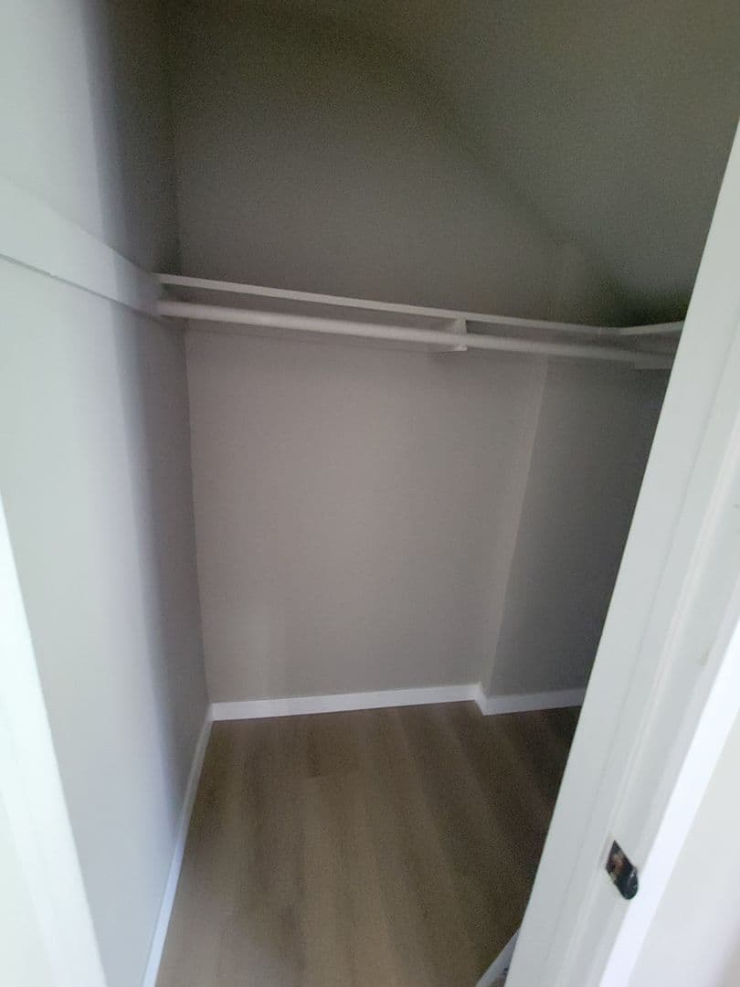 Los Angeles Apartment: 4066 Coco Ave